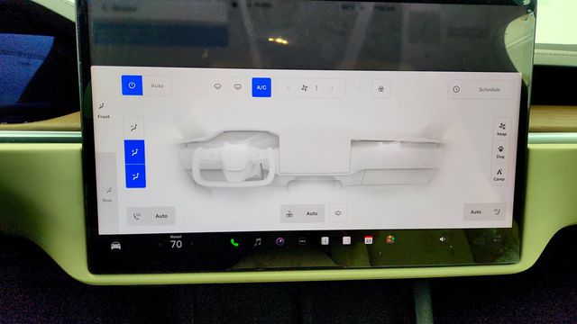 2023 Tesla Model X AWD w/ Full Self Driving, 22'' Wheels & Cream Premium Interior - 23017518 - 20