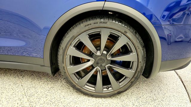 2023 Tesla Model X AWD w/ Full Self Driving, 22'' Wheels & Cream Premium Interior - 23017518 - 8