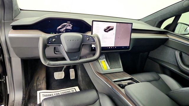 2023 Tesla Model X AWD with 22'' Turbine Wheels and Yoke Steering Wheel - 22967996 - 10