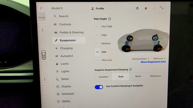2023 Tesla Model X AWD with 22'' Turbine Wheels and Yoke Steering Wheel - 22967996 - 17