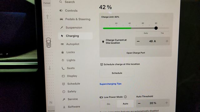 2023 Tesla Model X AWD with 22'' Turbine Wheels and Yoke Steering Wheel - 22967996 - 18