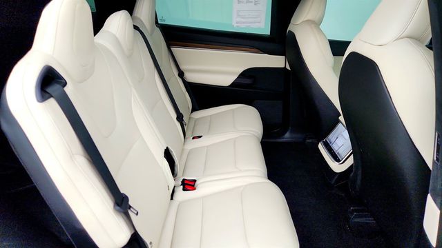 2023 Tesla Model X AWD with Cream Premium Interior and Yoke Steering Wheel - 22966715 - 24
