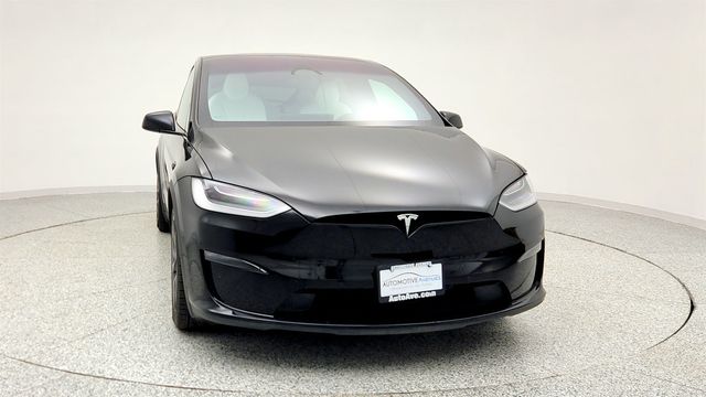 2023 Tesla Model X AWD with White & Black Premium Interior and Yoke Steering Wheel - 22966061 - 1