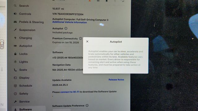 2023 Tesla Model X AWD with Yoke Steering Wheel - 22964404 - 14