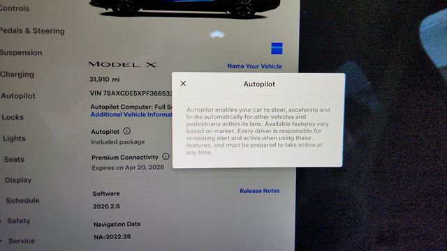 2023 Tesla Model X AWD with Yoke Steering Wheel - 23013180 - 15