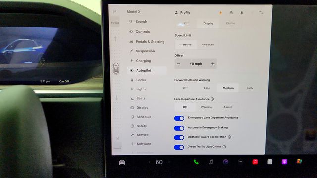 2023 Tesla Model X AWD with Yoke Steering Wheel - 23013180 - 20