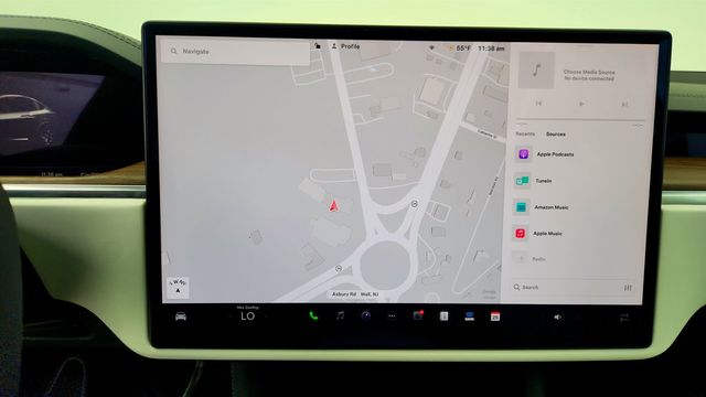 2023 Tesla Model X AWD w/ White & Black Premium Interiorl - 23003332 - 23