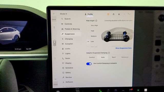 2023 Tesla Model X AWD w/ Yoke Steering Wheel - 23074994 - 16