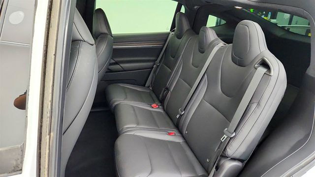 2023 Tesla Model X AWD w/ Yoke Steering Wheel - 23074994 - 24