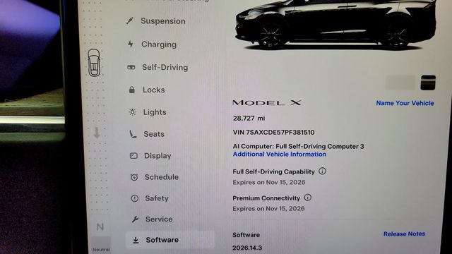 2023 Tesla Model X AWD w/ Yoke Steering Wheel - 23100403 - 12