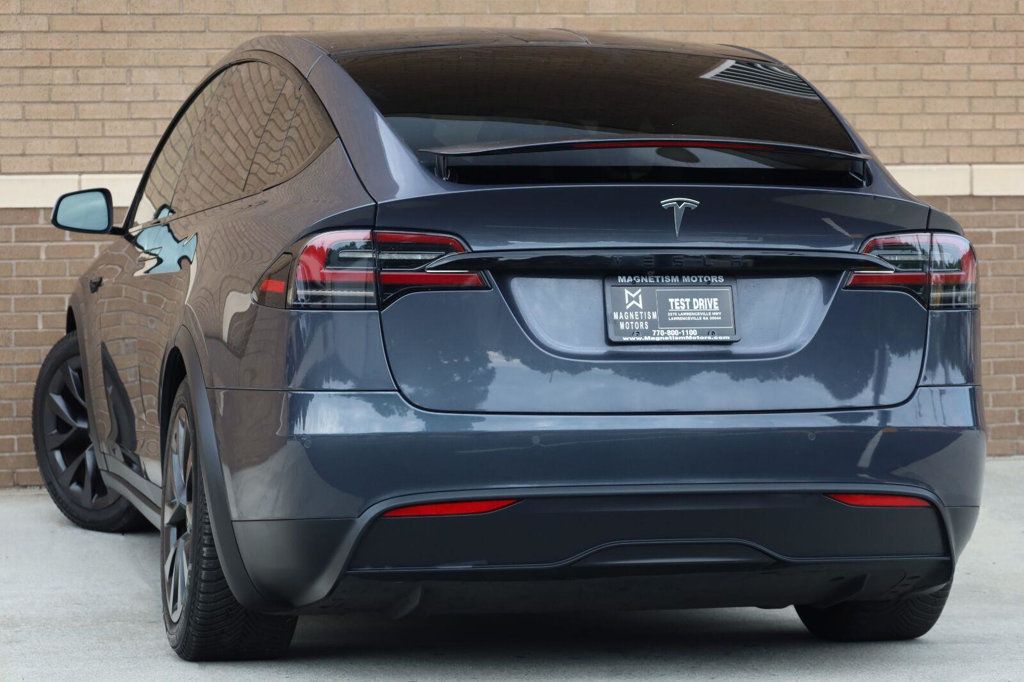 Tesla Model X photo 16