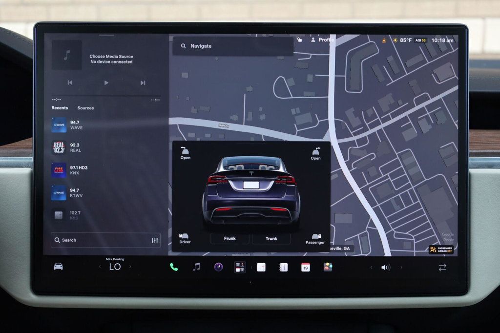 Tesla Model X photo 44