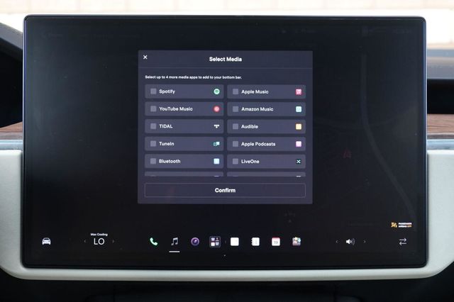 2023 Tesla Model X Long Range - 23085022 - 44