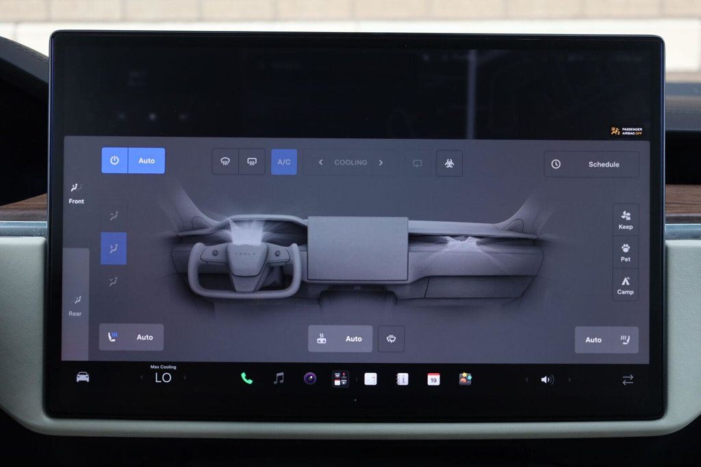 Tesla Model X photo 49