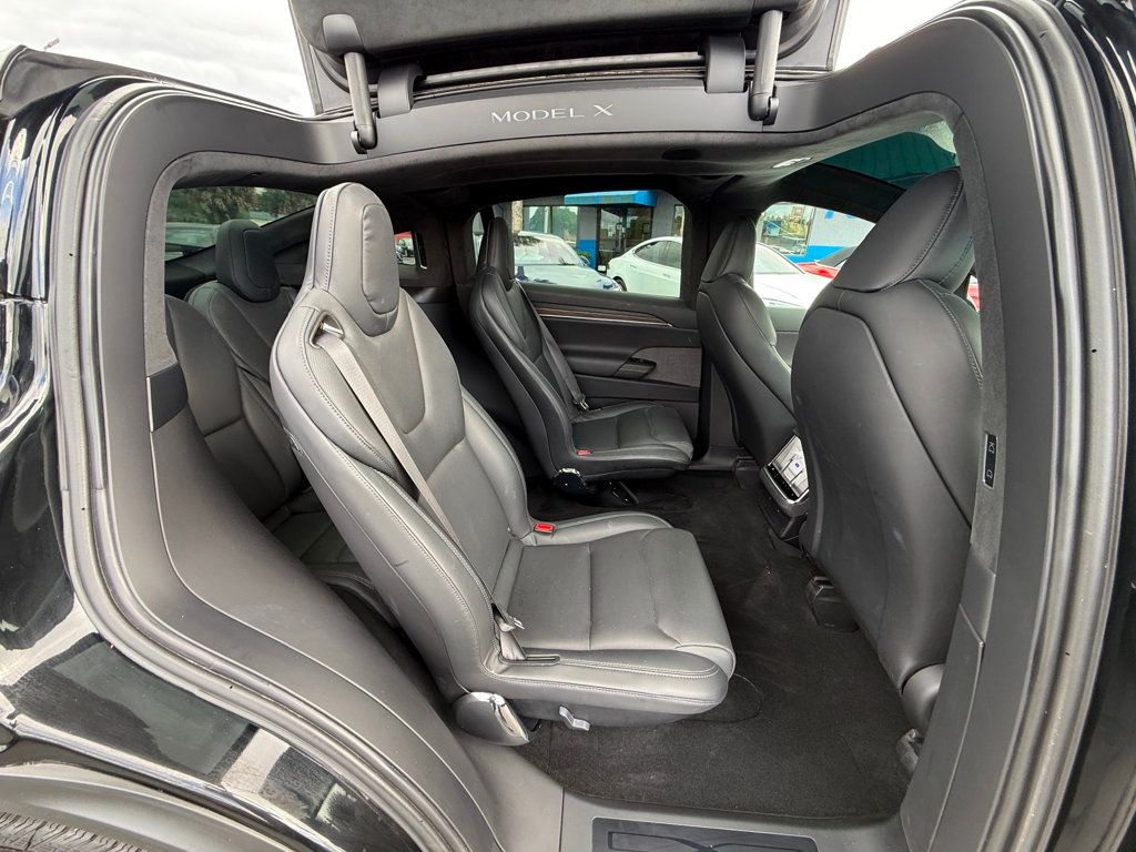 2023 Tesla Model X **MODEL X AWD 6 PASSENGERS** - 22994433 - 26