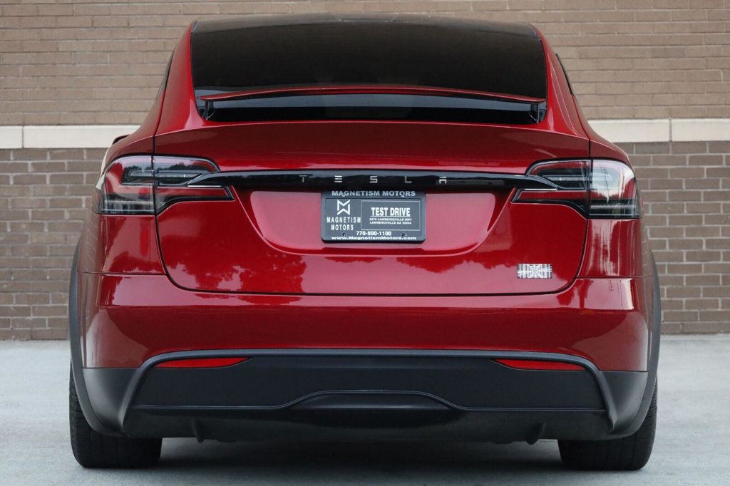 Tesla Model X photo 15
