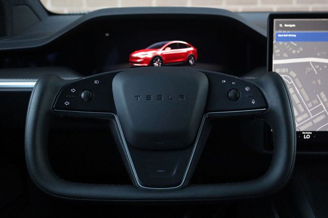 2023 Tesla Model X Plaid - 23086574 - 35
