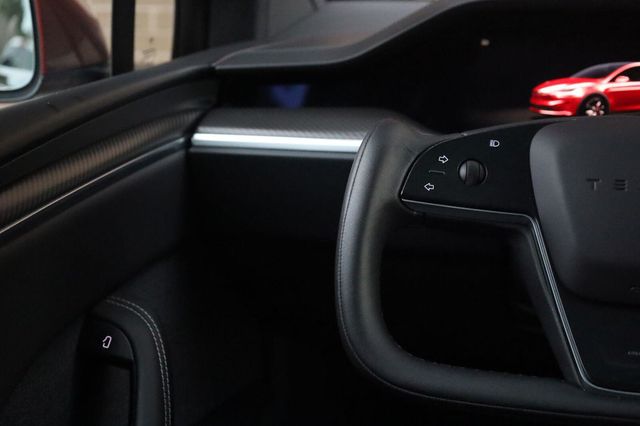 2023 Tesla Model X Plaid - 23086574 - 36