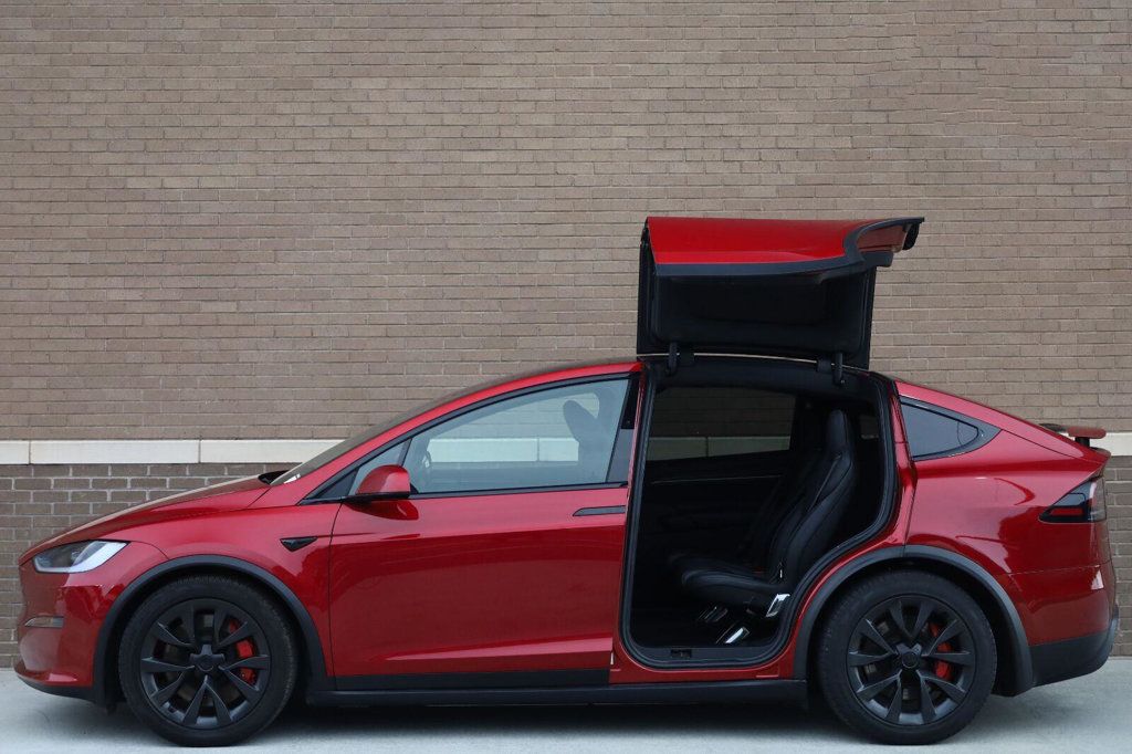 Tesla Model X photo 7