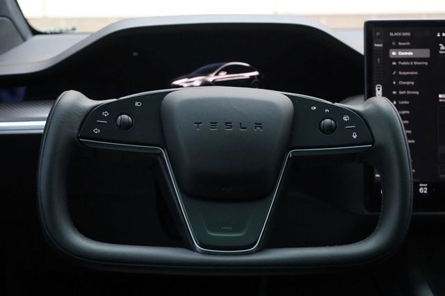 2023 Tesla Model X Plaid - 23093864 - 32