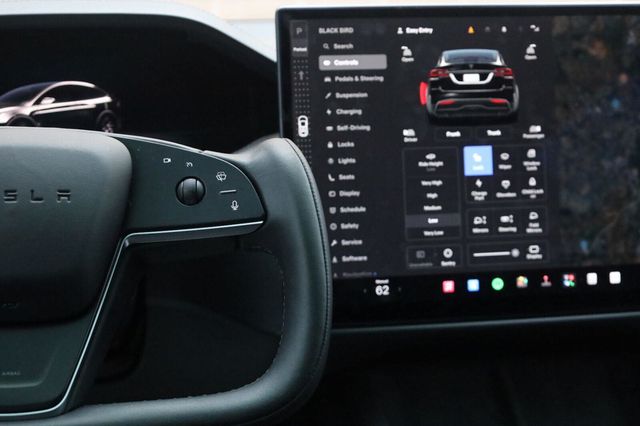 2023 Tesla Model X Plaid - 23093864 - 34
