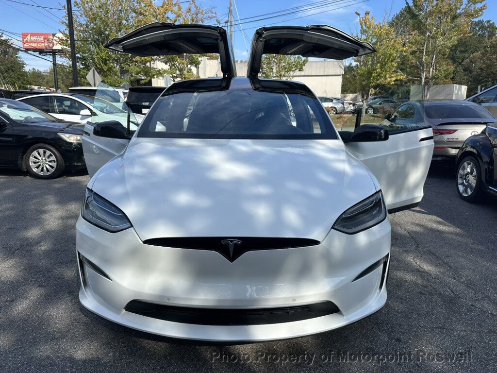 Tesla Model X Plaid AWD photo 19