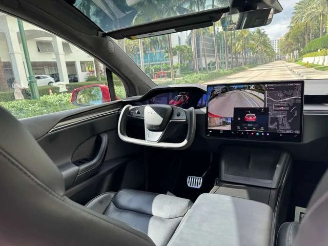 2023 Tesla Model X Plaid AWD - 22954297 - 26