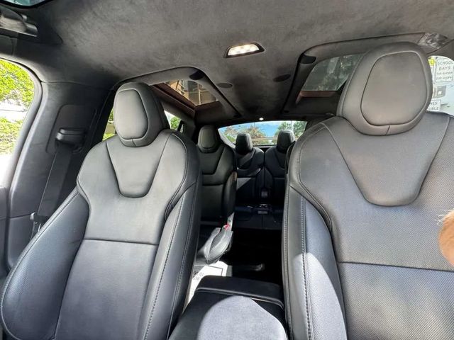 2023 Tesla Model X Plaid AWD - 22954297 - 27