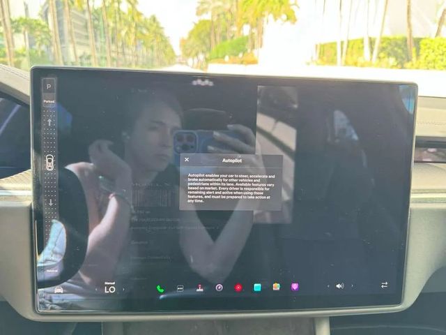 2023 Tesla Model X Plaid AWD - 22954297 - 31