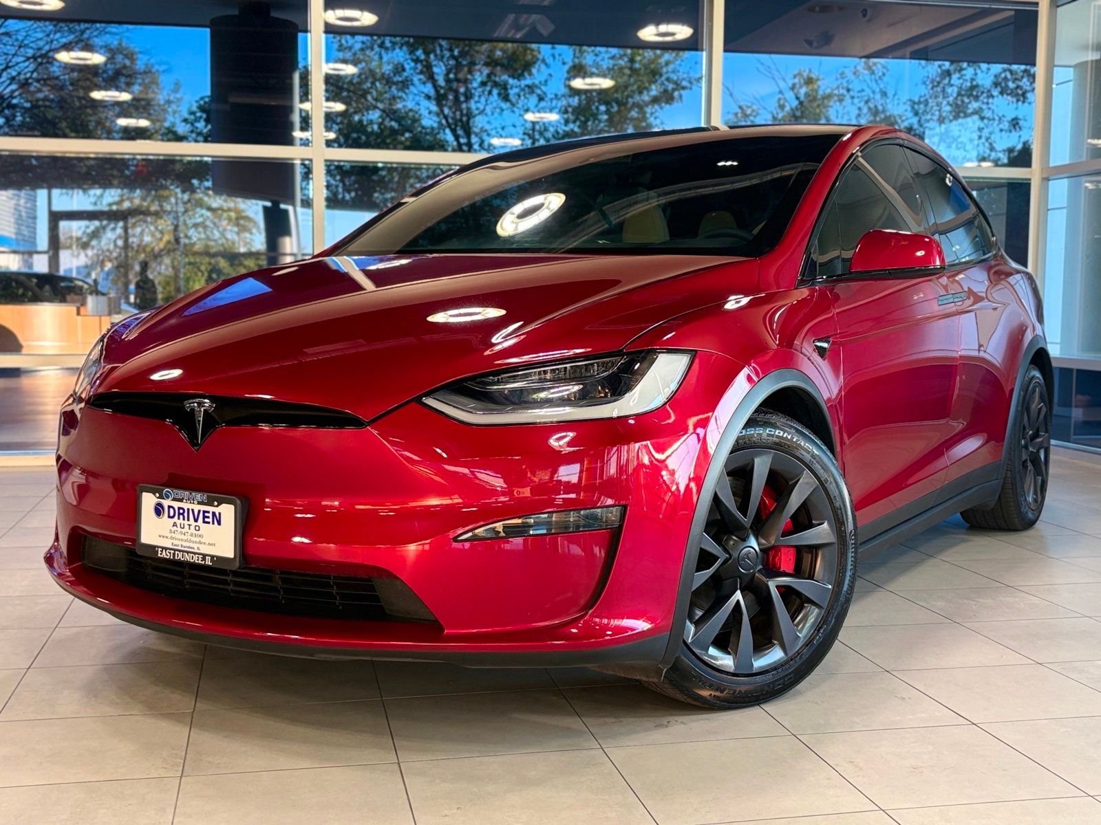 2023 Tesla Model X Plaid photo 2