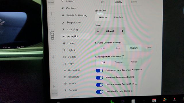 2023 Tesla Model X Plaid AWD - 22945328 - 21