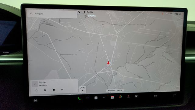 2023 Tesla Model X Plaid AWD - 22945328 - 22