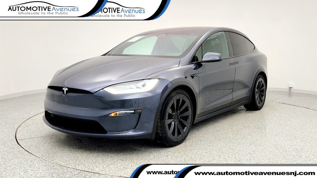2023 Tesla Model X Plaid AWD with 22'' Turbine Wheels & Yoke Steering Wheel - 22967606 | Video 1