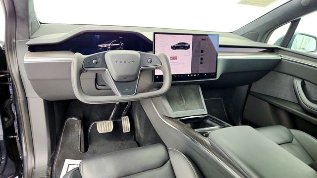 2023 Tesla Model X Plaid AWD with 22'' Turbine Wheels & Yoke Steering Wheel - 22967606 - 10