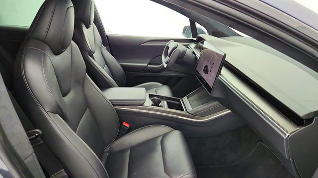 2023 Tesla Model X Plaid AWD with 22'' Turbine Wheels & Yoke Steering Wheel - 22967606 - 29