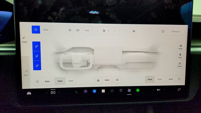 2023 Tesla Model X Plaid AWD with Yoke Steering Wheel - 22960174 - 21