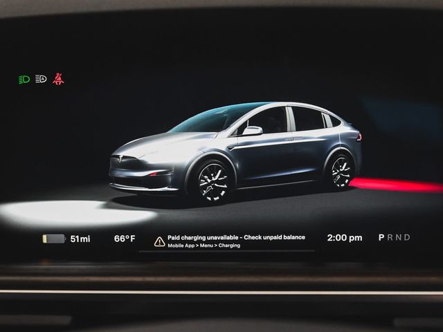 2023 Tesla Model X Standard Range - 23000404 - 13