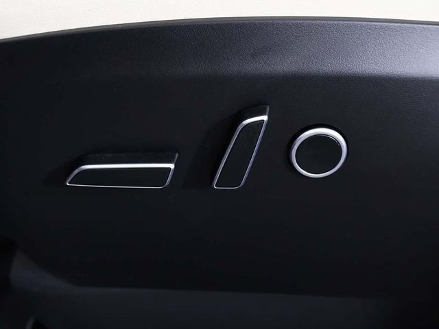 2023 Tesla Model X Standard Range AWD *Ltd Avail* - 22941745 - 32