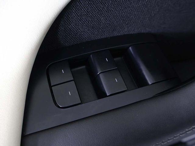 2023 Tesla Model X Standard Range AWD *Ltd Avail* - 22941745 - 37