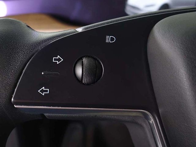 2023 Tesla Model X Standard Range AWD *Ltd Avail* - 22941745 - 40