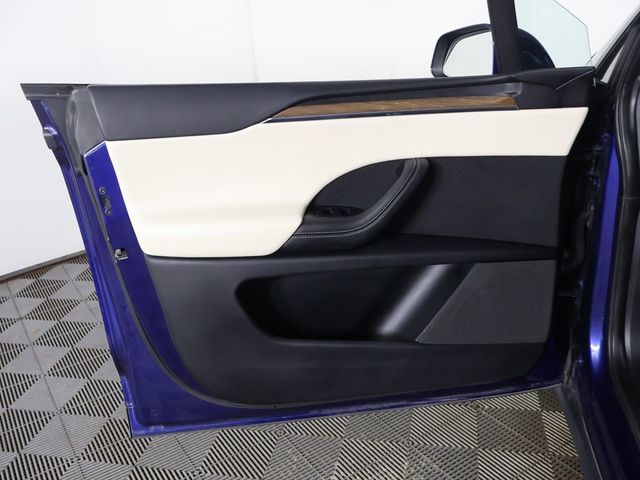 2023 Tesla Model X Standard Range AWD *Ltd Avail* - 23074516 - 21