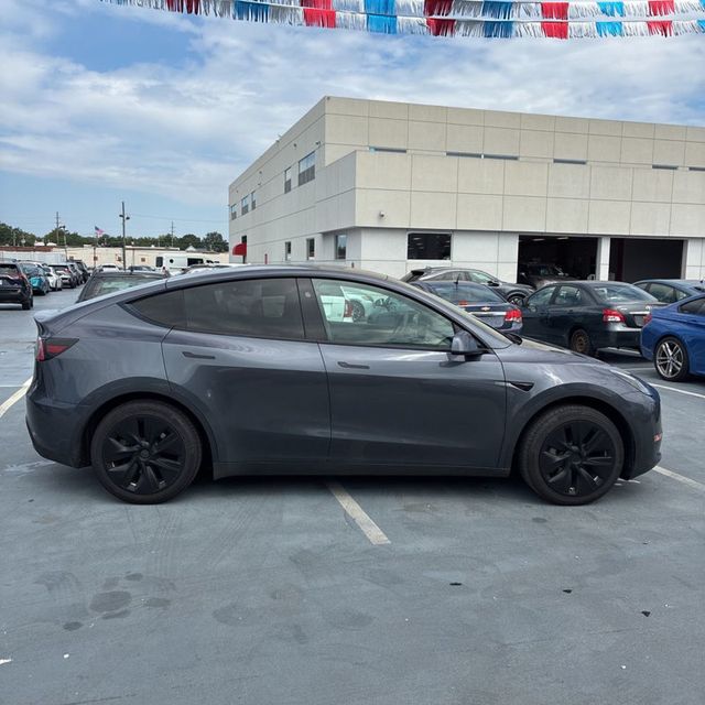2023 Tesla Model Y  - 23072570 - 3
