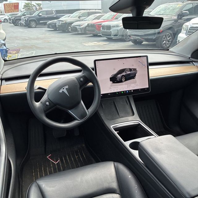 2023 Tesla Model Y  - 23072570 - 4
