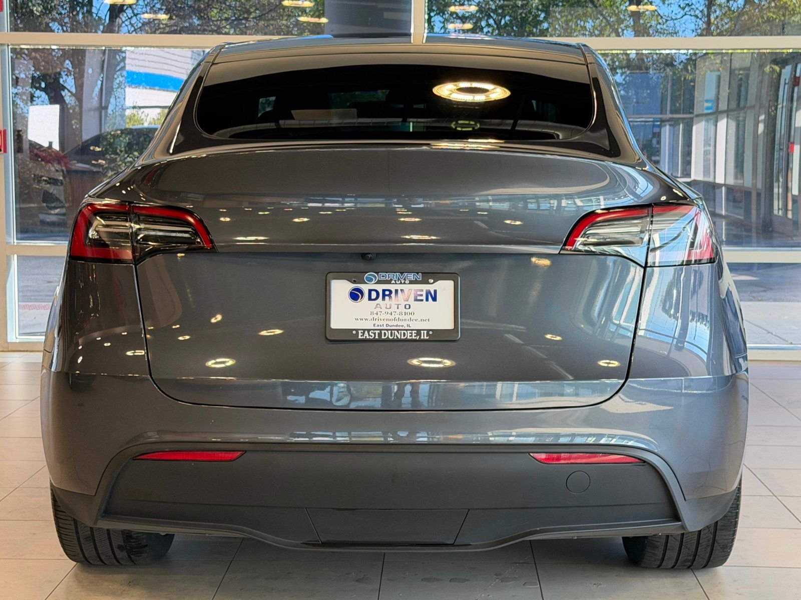 2023 Tesla Model Y Standard Range photo 10