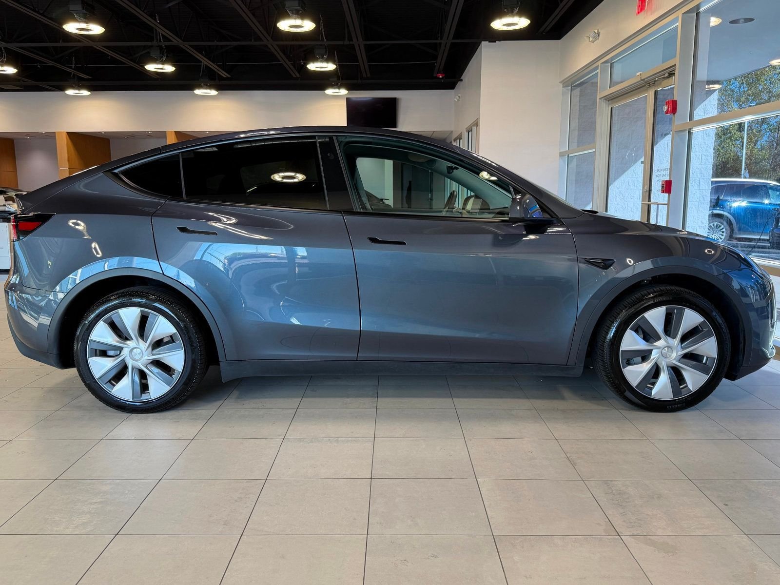 2023 Tesla Model Y Standard Range photo 15