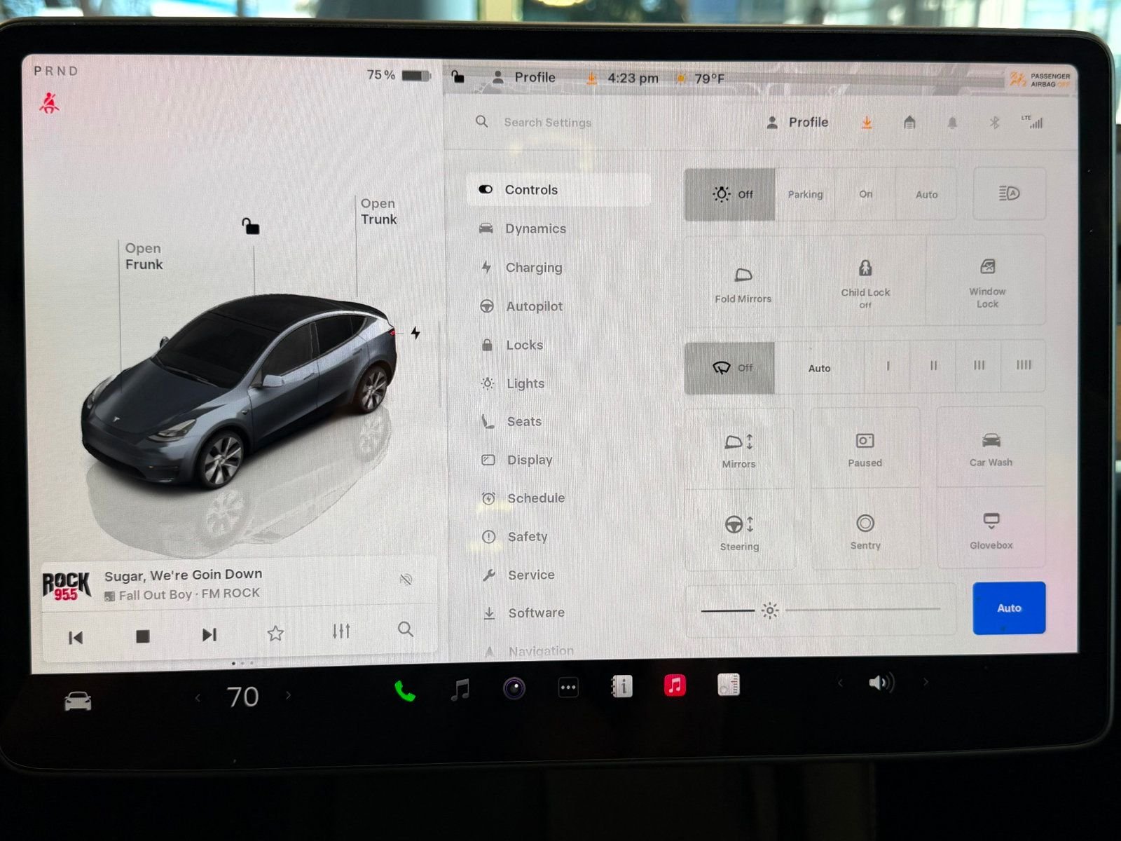 2023 Tesla Model Y Standard Range photo 26