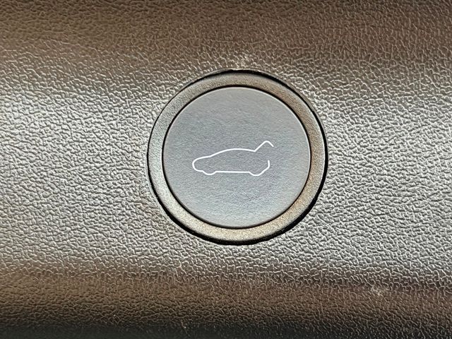 2023 Tesla Model Y AWD - 23050708 - 36