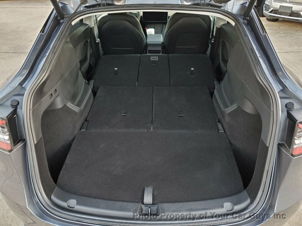 2023 Tesla Model Y Long Range photo 21