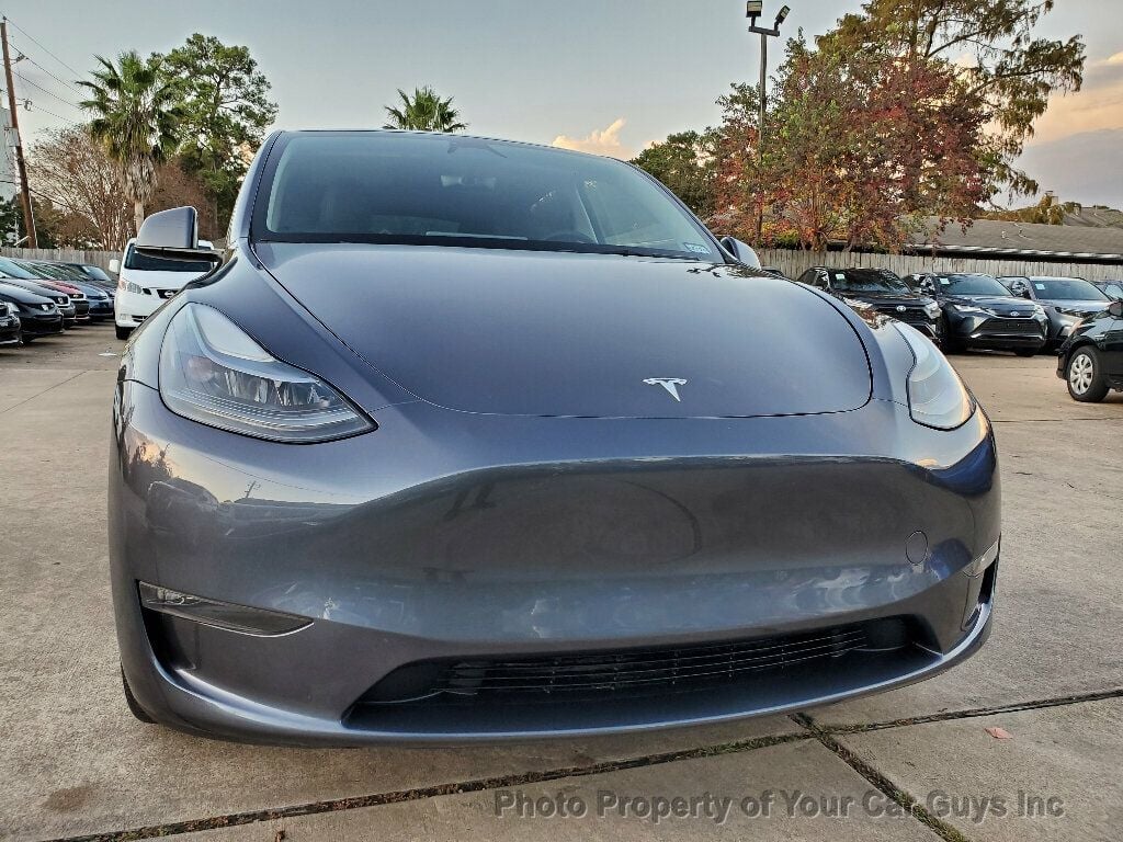 2023 Tesla Model Y Long Range photo 5