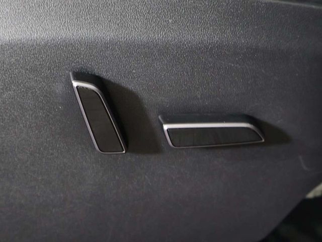 2023 Tesla Model Y AWD *Ltd Avail* - 22994577 - 34